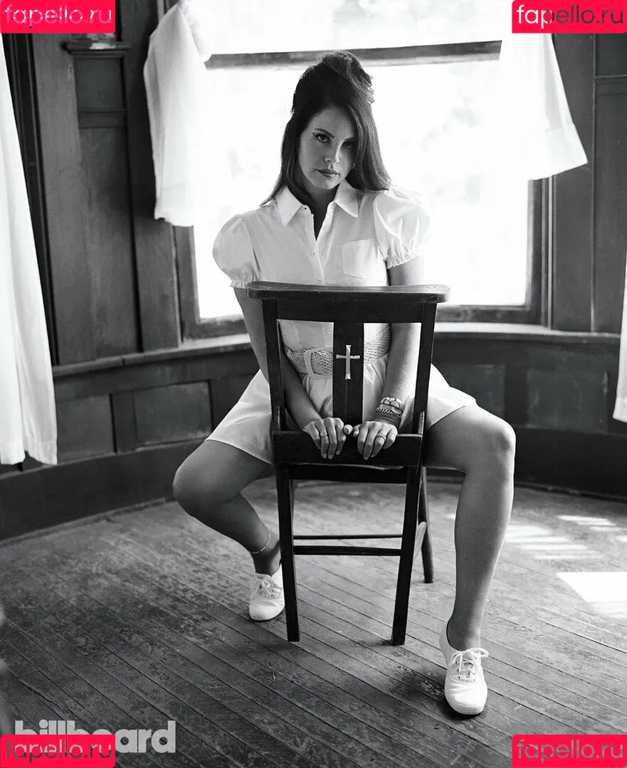 Lana Del Rey Onlyfans Photo Gallery 