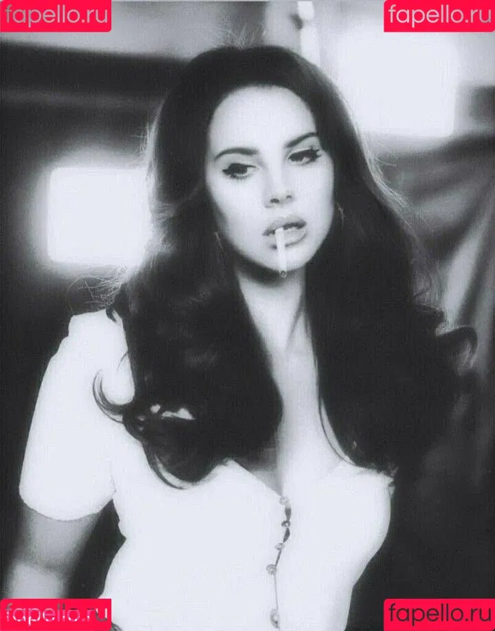 Lana Del Rey Onlyfans Photo Gallery 