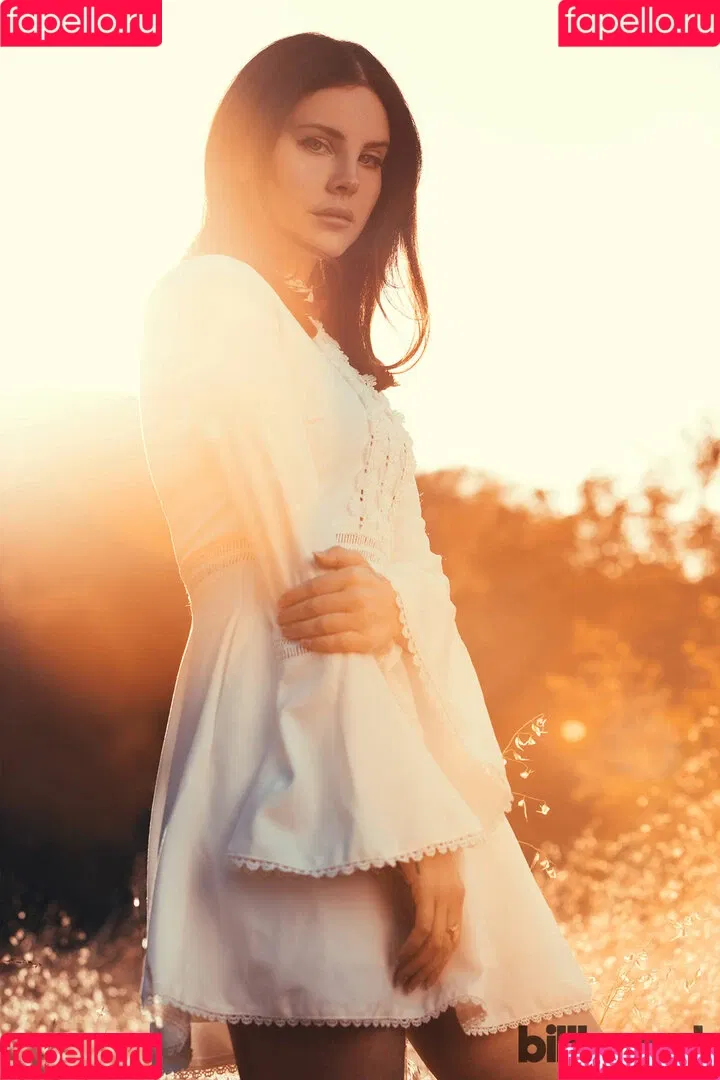 Lana Del Rey Onlyfans Photo Gallery 