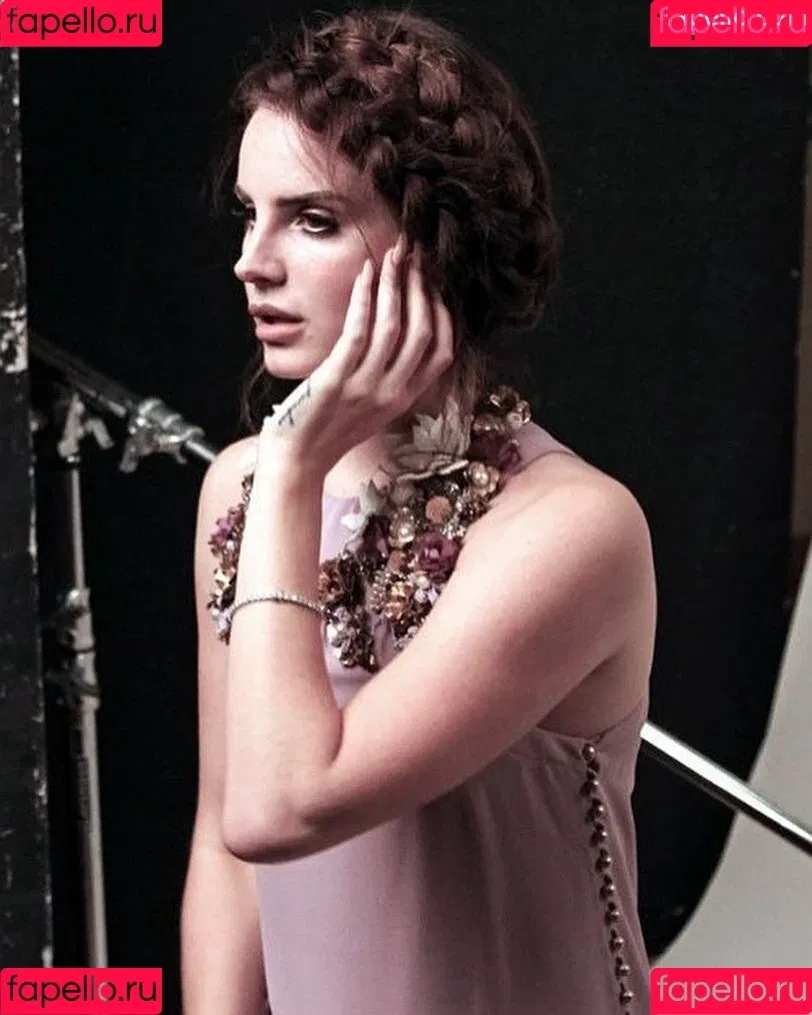 Lana Del Rey Onlyfans Photo Gallery 