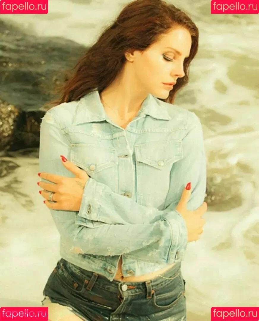 Lana Del Rey Onlyfans Photo Gallery 