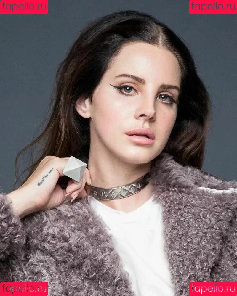 Lana Del Rey Onlyfans Photo Gallery 