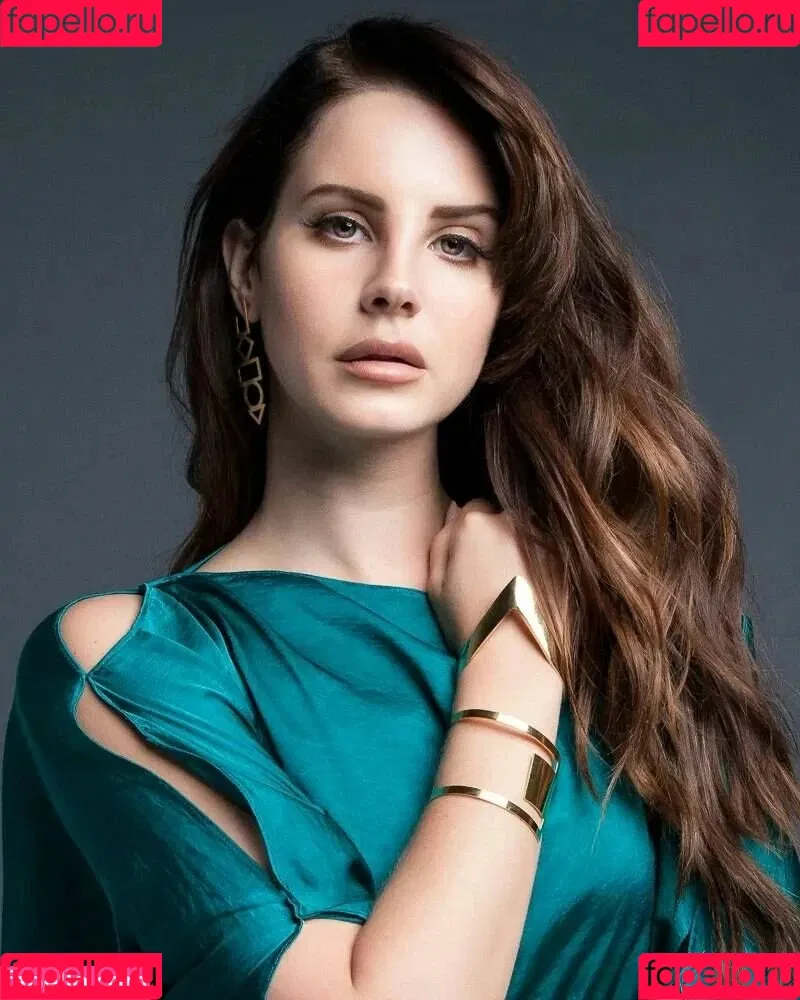 Lana Del Rey Onlyfans Photo Gallery 