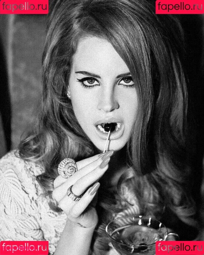 Lana Del Rey Onlyfans Photo Gallery 