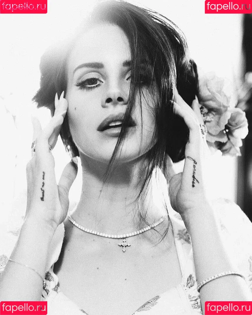 Lana Del Rey Onlyfans Photo Gallery 