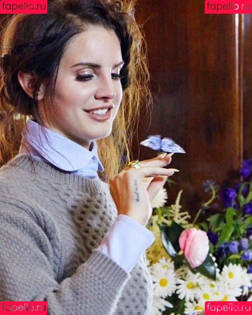 Lana Del Rey Onlyfans Photo Gallery 
