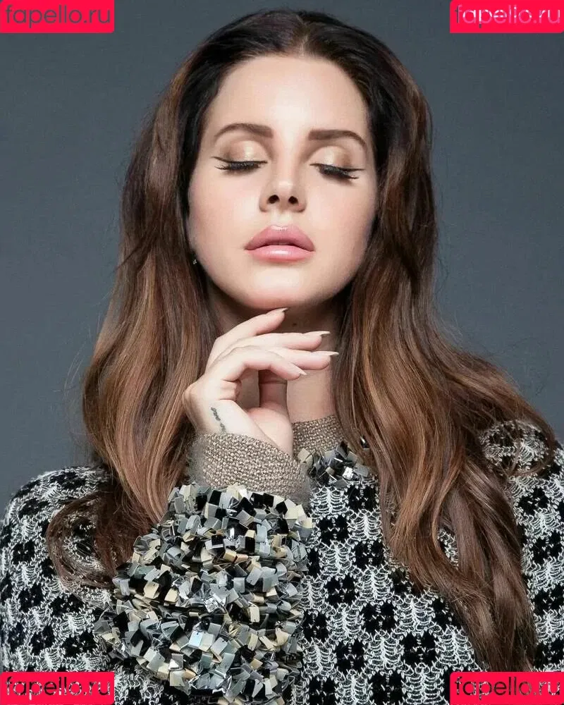 Lana Del Rey Onlyfans Photo Gallery 
