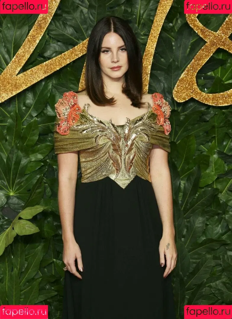 Lana Del Rey Onlyfans Photo Gallery 