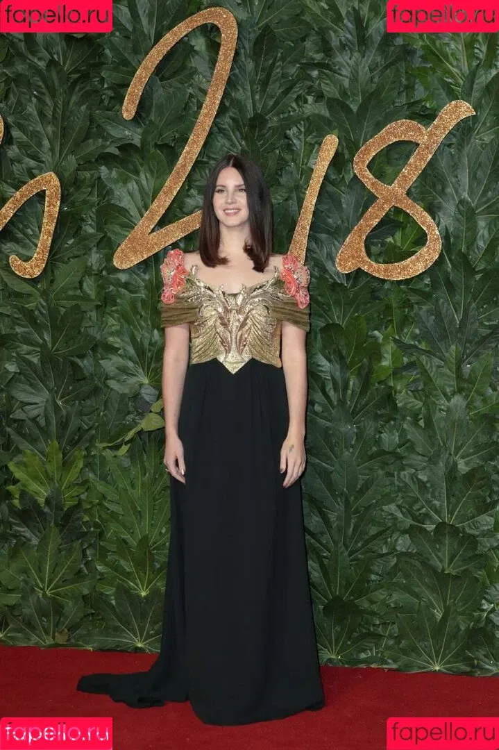 Lana Del Rey Onlyfans Photo Gallery 