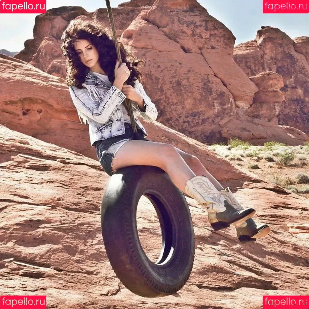 Lana Del Rey Onlyfans Photo Gallery 
