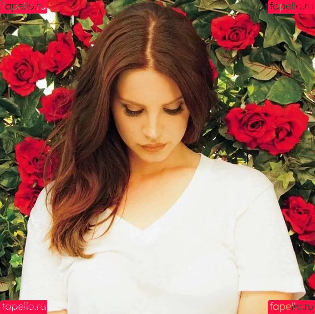 Lana Del Rey Onlyfans Photo Gallery 