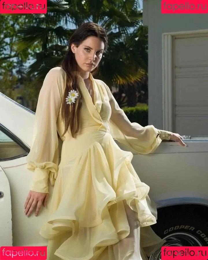 Lana Del Rey Onlyfans Photo Gallery 