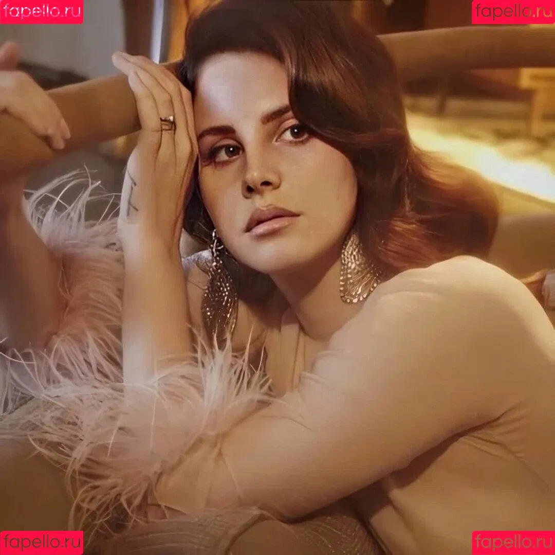Lana Del Rey Onlyfans Photo Gallery 