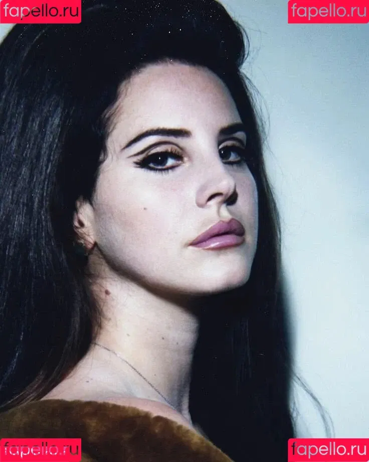 Lana Del Rey Onlyfans Photo Gallery 