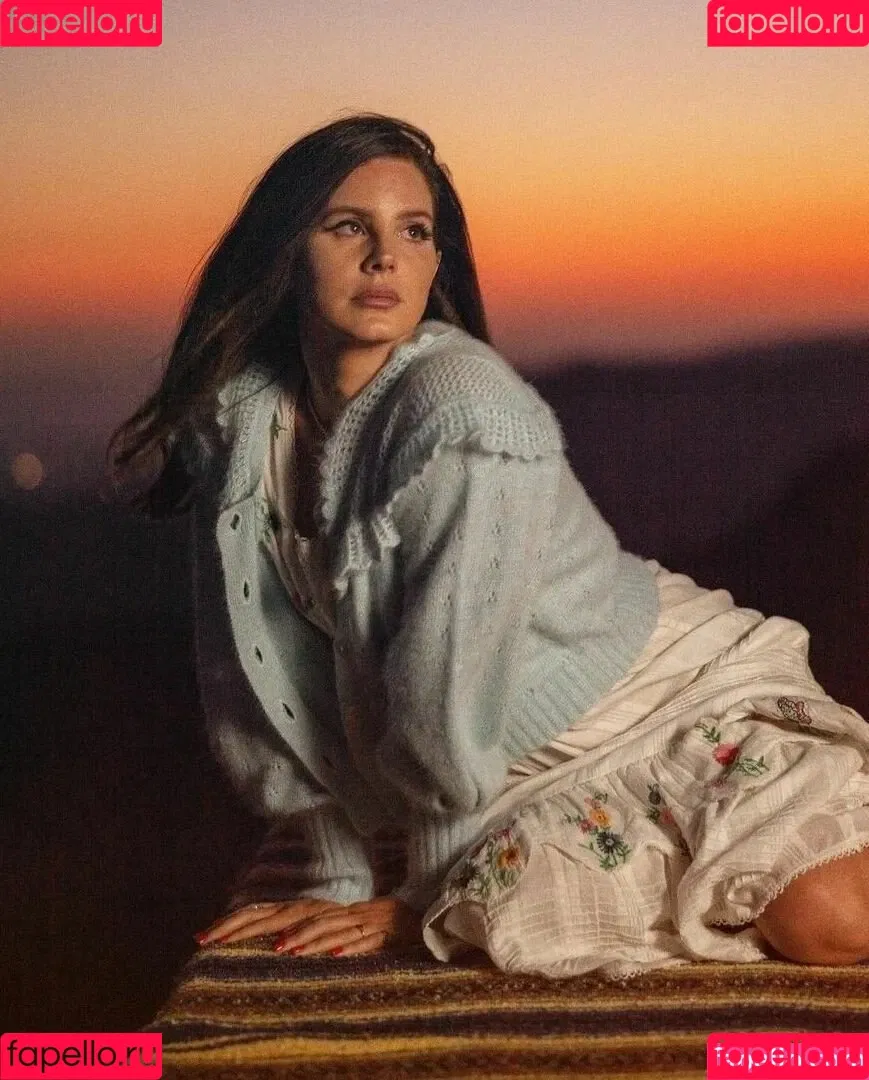 Lana Del Rey Onlyfans Photo Gallery 
