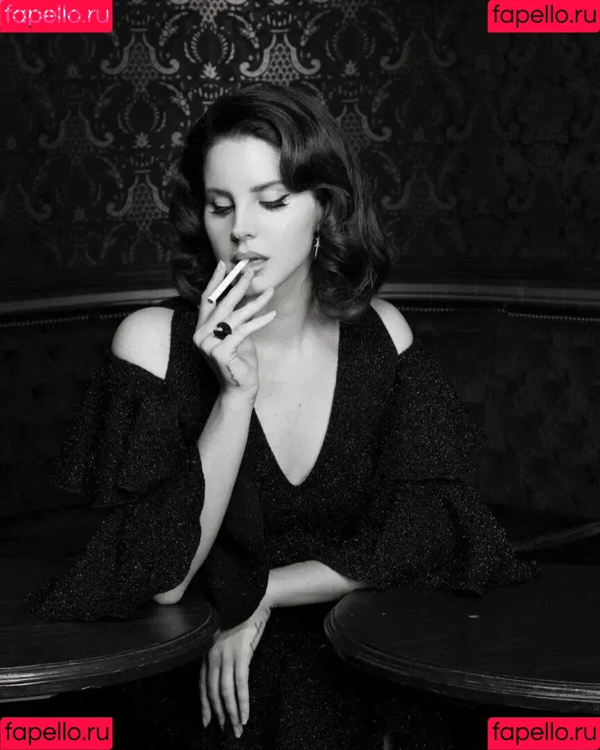 Lana Del Rey Onlyfans Photo Gallery 