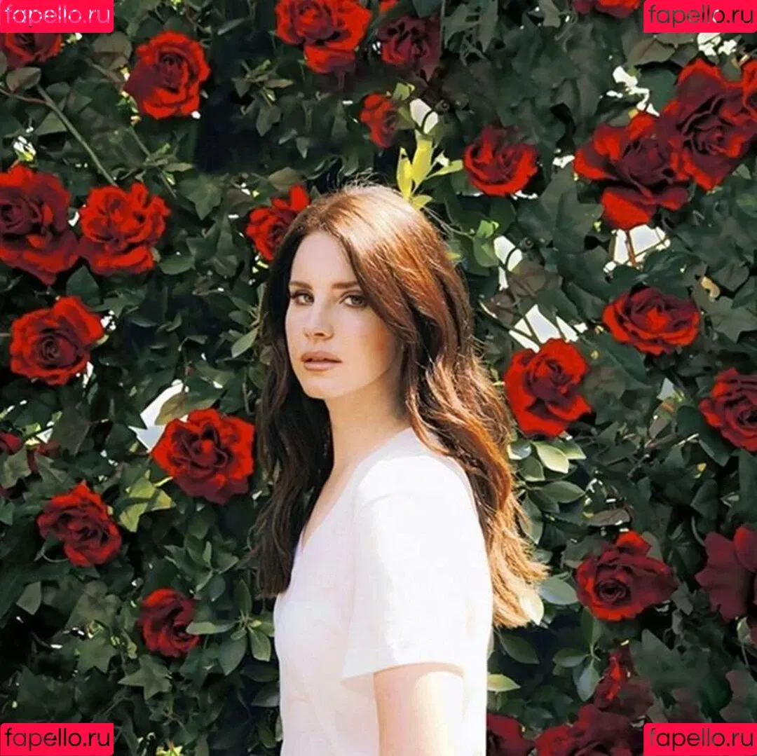 Lana Del Rey Onlyfans Photo Gallery 