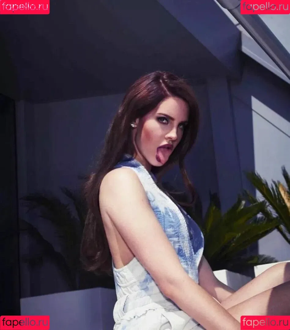 Lana Del Rey Onlyfans Photo Gallery 
