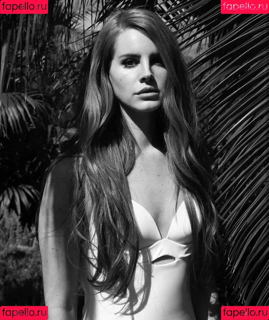 Lana Del Rey Onlyfans Photo Gallery 