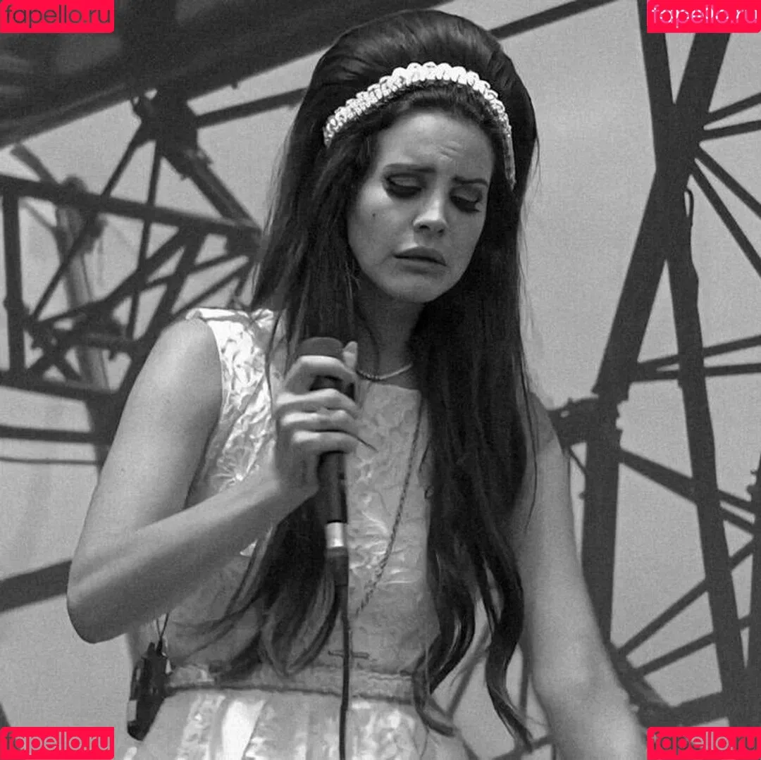 Lana Del Rey Onlyfans Photo Gallery 
