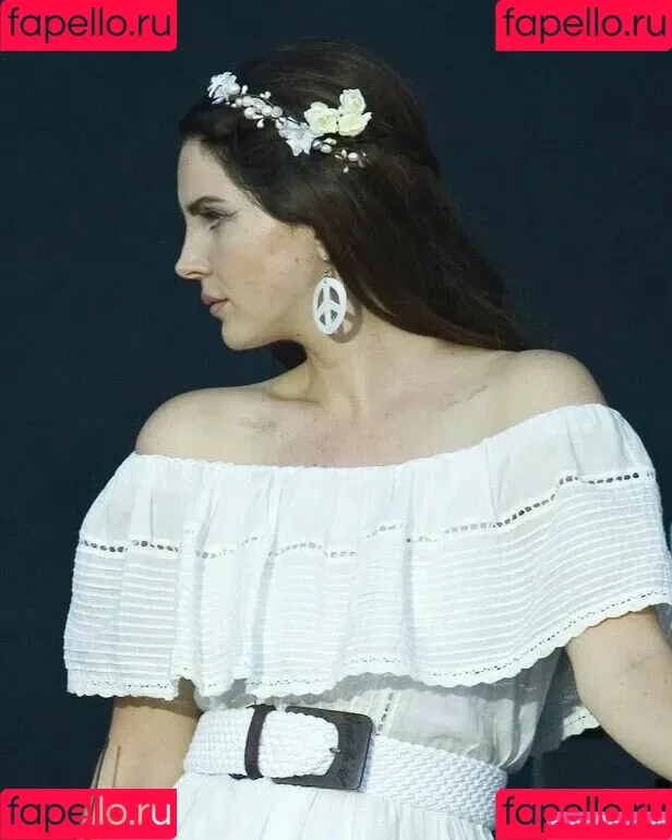 Lana Del Rey Onlyfans Photo Gallery 