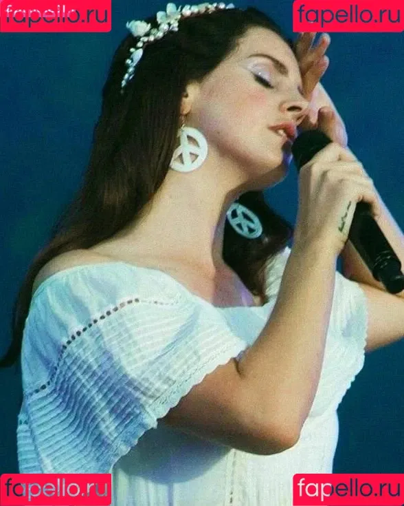 Lana Del Rey Onlyfans Photo Gallery 