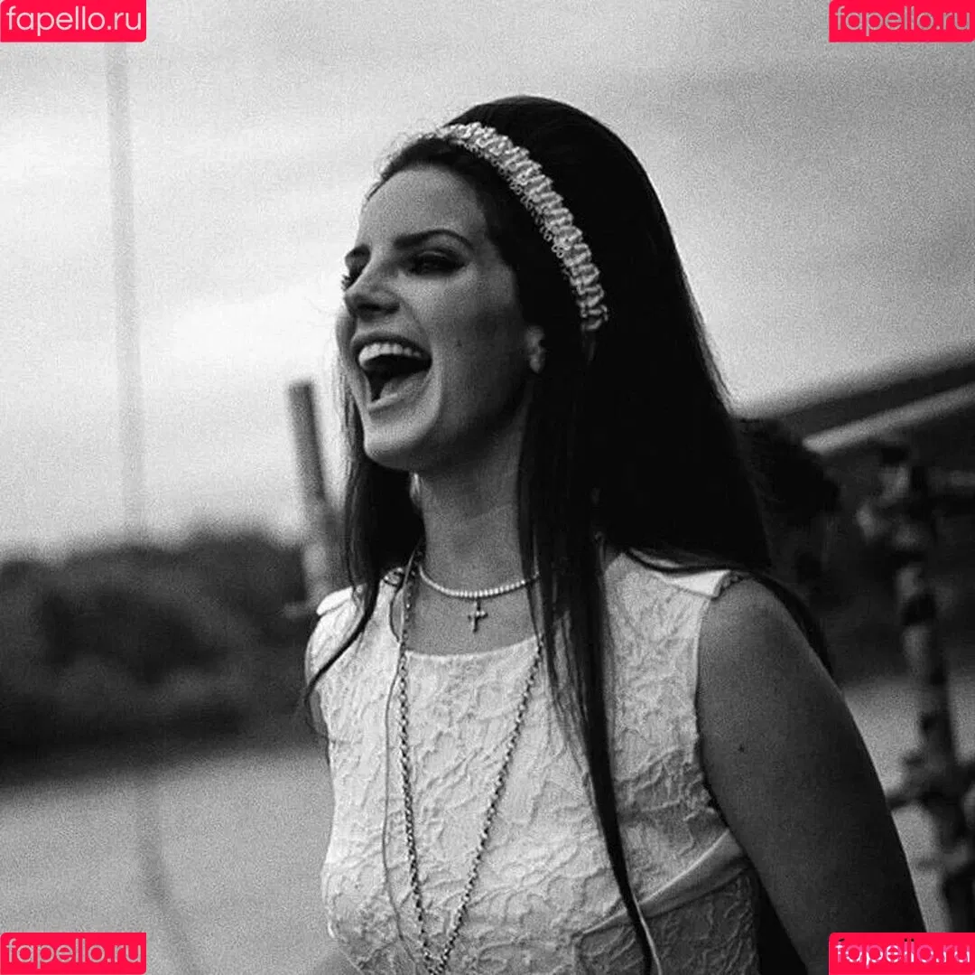 Lana Del Rey Onlyfans Photo Gallery 