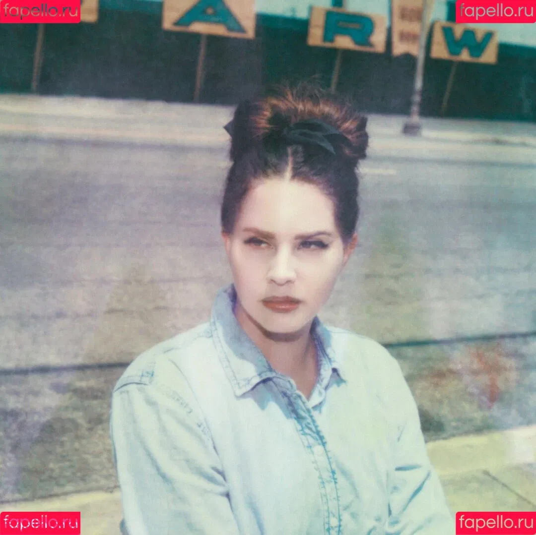 Lana Del Rey Onlyfans Photo Gallery 
