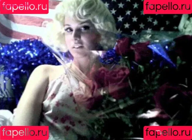 Lana Del Rey Onlyfans Photo Gallery 