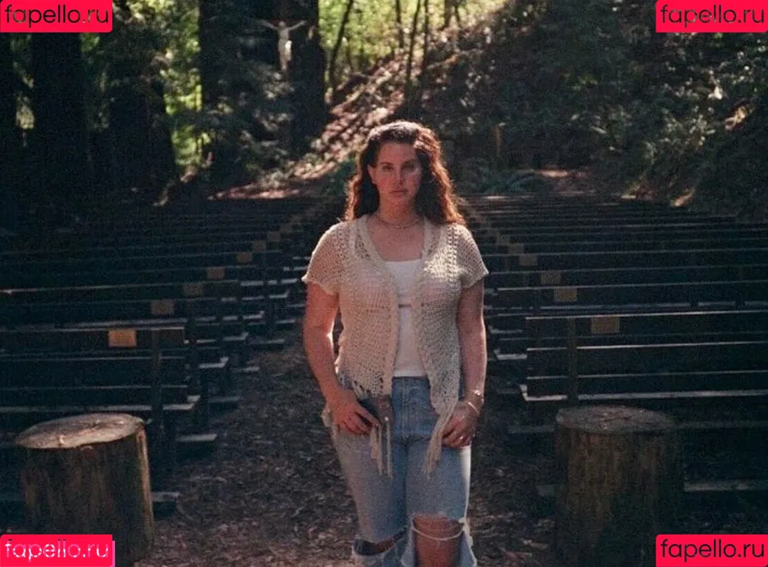 Lana Del Rey Onlyfans Photo Gallery 
