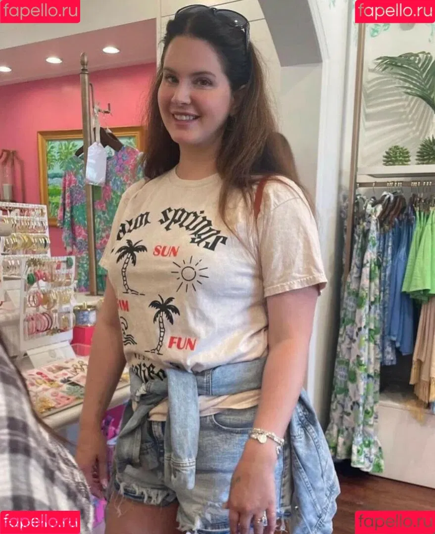 Lana Del Rey Onlyfans Photo Gallery 
