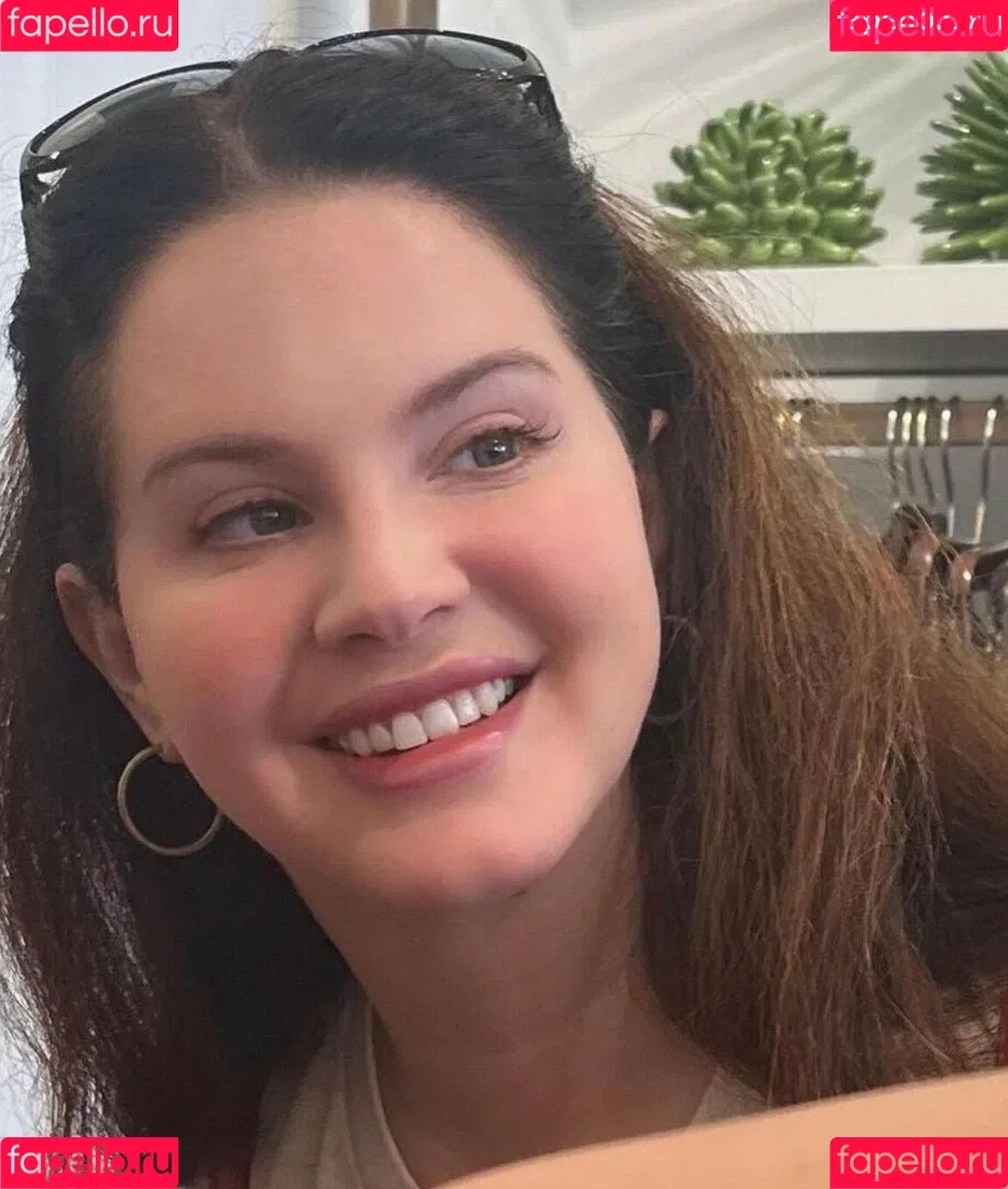 Lana Del Rey Onlyfans Photo Gallery 