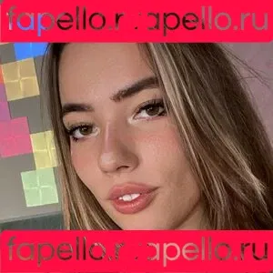 Serenewaifu Onlyfans Photo Gallery 