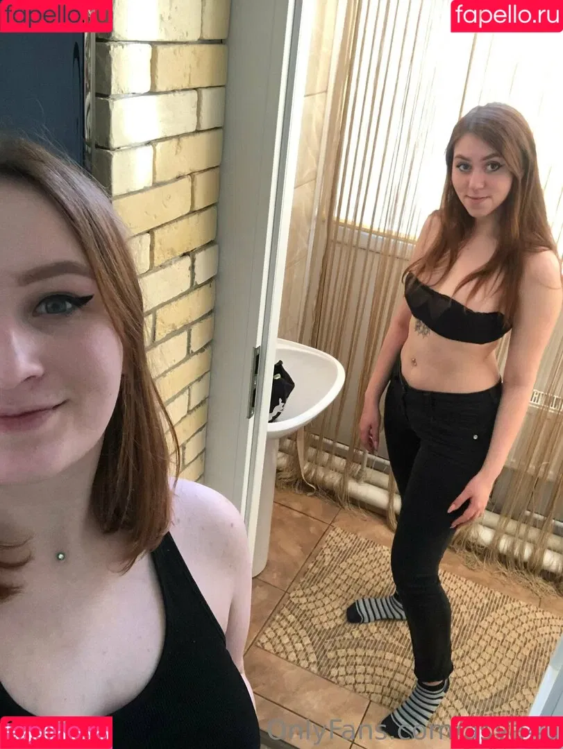 asya4u Onlyfans Photo Gallery 