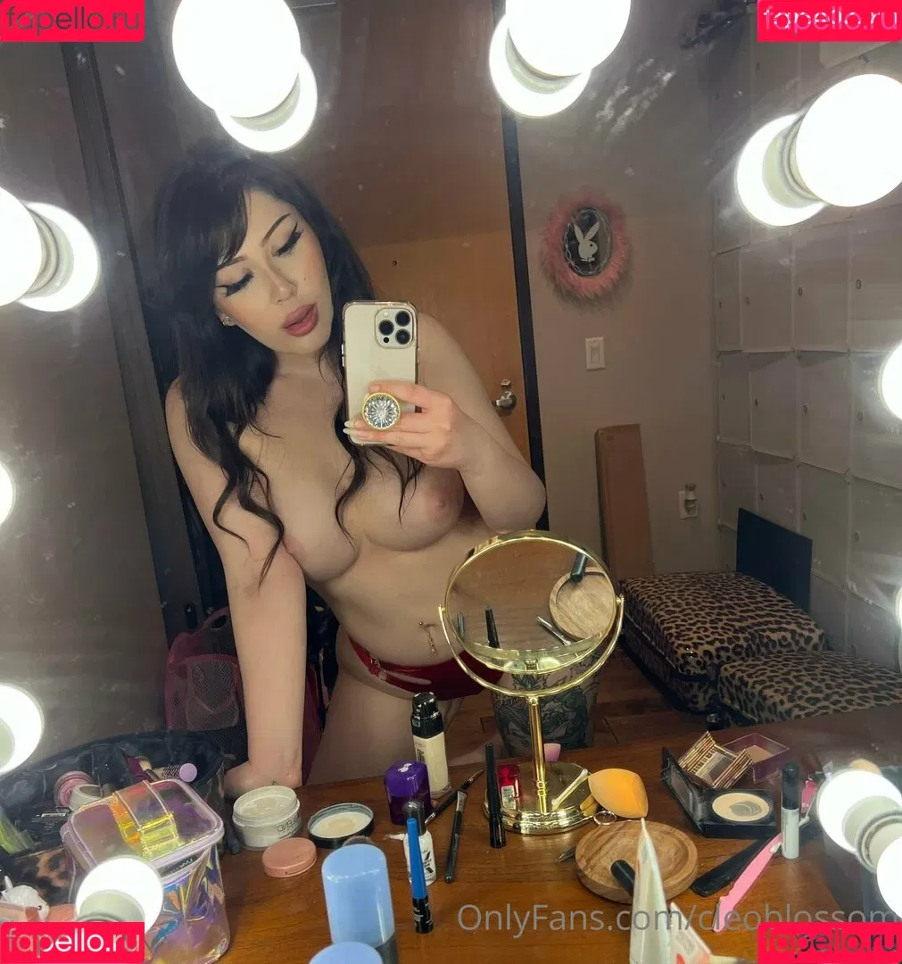 cleoblossom Onlyfans Photo Gallery 