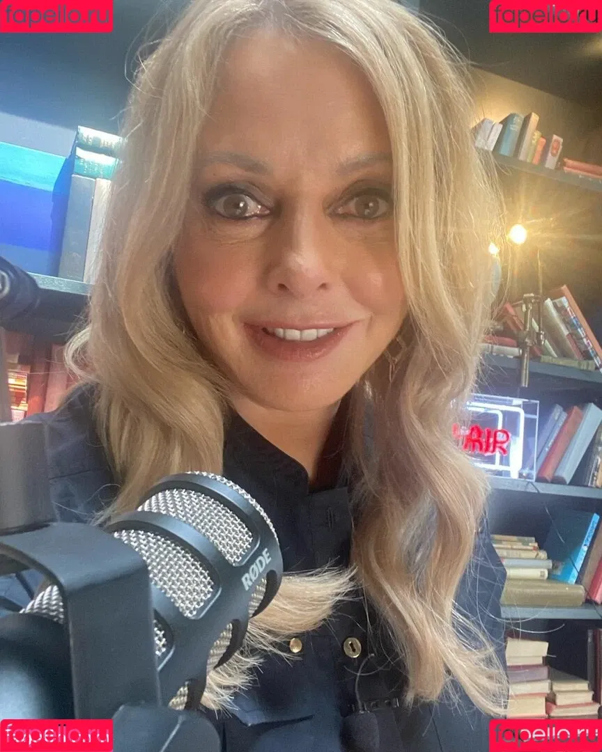 Carol Vorderman Onlyfans Photo Gallery 