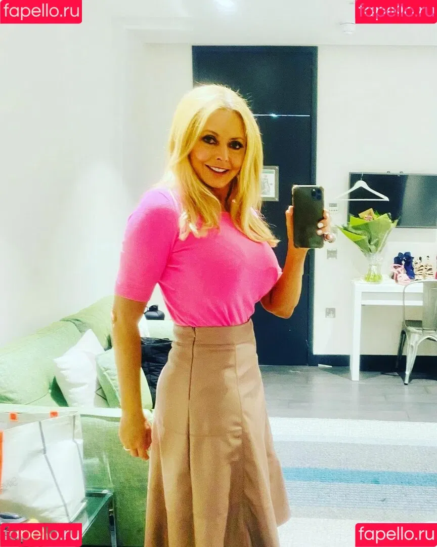 Carol Vorderman Onlyfans Photo Gallery 