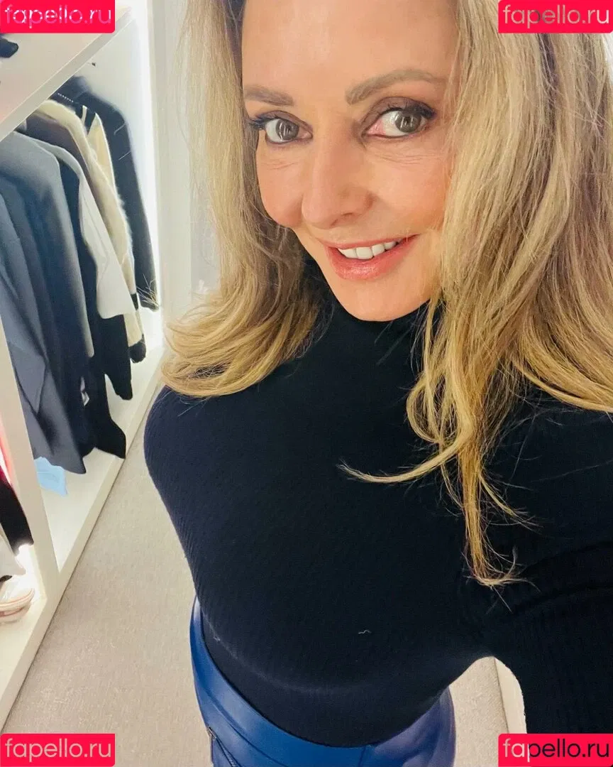 Carol Vorderman Onlyfans Photo Gallery 