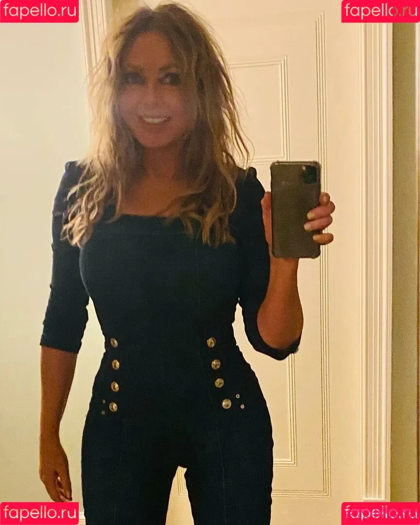 Carol Vorderman Onlyfans Photo Gallery 