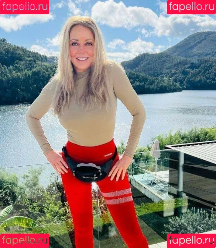Carol Vorderman Onlyfans Photo Gallery 