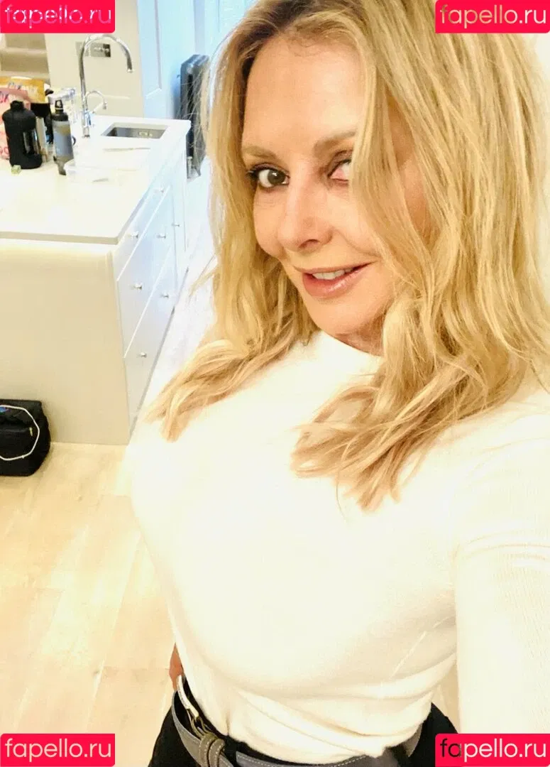 Carol Vorderman Onlyfans Photo Gallery 