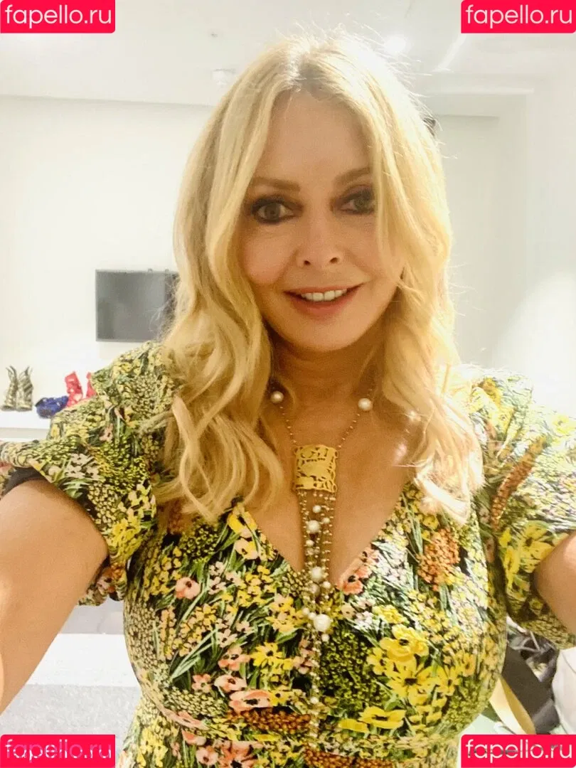 Carol Vorderman Onlyfans Photo Gallery 