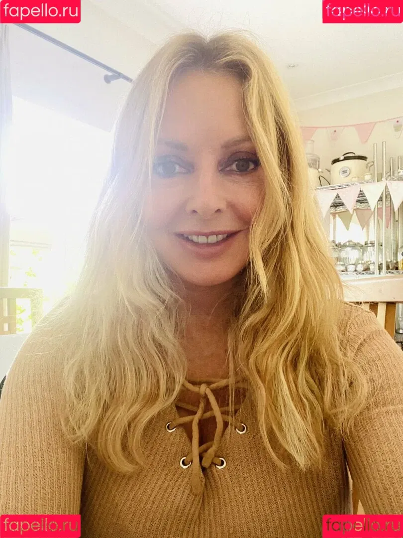 Carol Vorderman Onlyfans Photo Gallery 