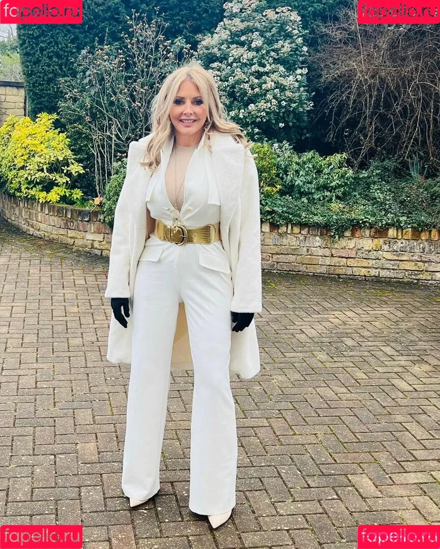 Carol Vorderman Onlyfans Photo Gallery 