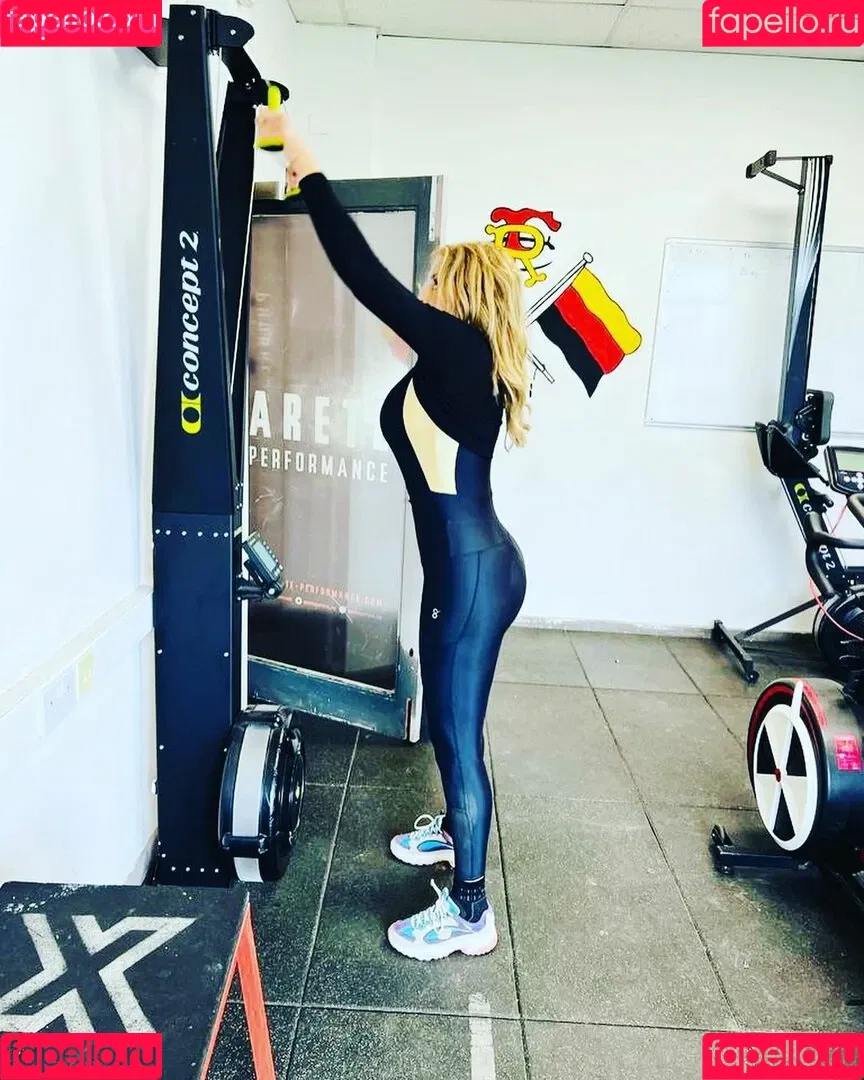 Carol Vorderman Onlyfans Photo Gallery 