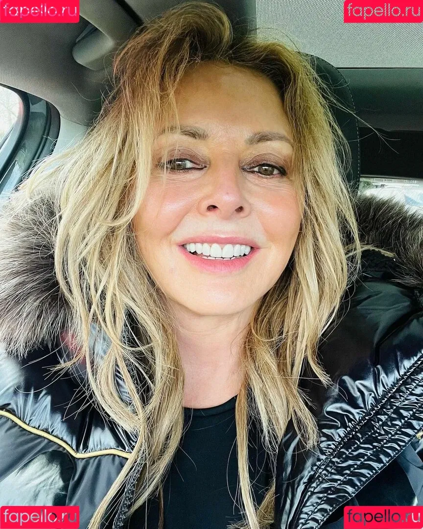 Carol Vorderman Onlyfans Photo Gallery 