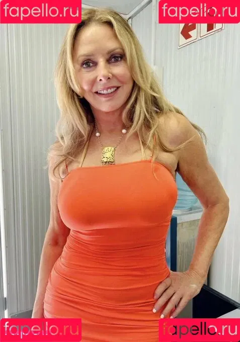 Carol Vorderman Onlyfans Photo Gallery 