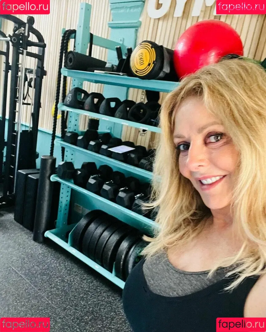 Carol Vorderman Onlyfans Photo Gallery 