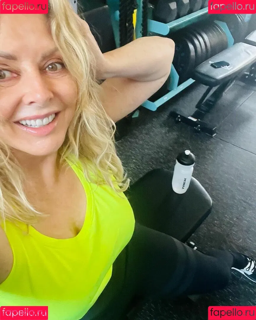 Carol Vorderman Onlyfans Photo Gallery 