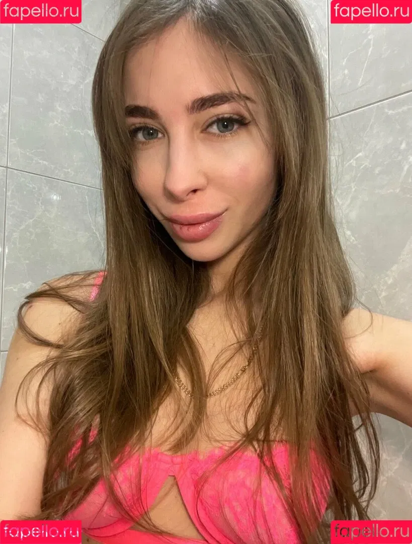 lili_babe Onlyfans Photo Gallery 